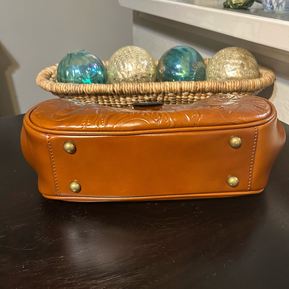 Patricia Nash Gracchi frame satchel in Florence Tooled Brown Leather - Picture 11 of 13
